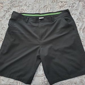 Men's - IZOD Golf Black Shorts